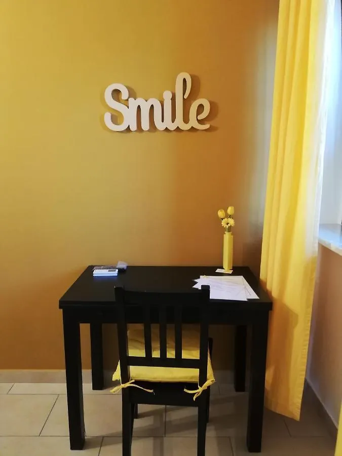 The Yellow House Bed and Breakfast Fiumicino Bed & Breakfast